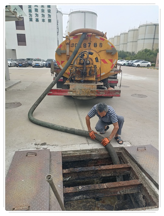 乌达隔油池清掏